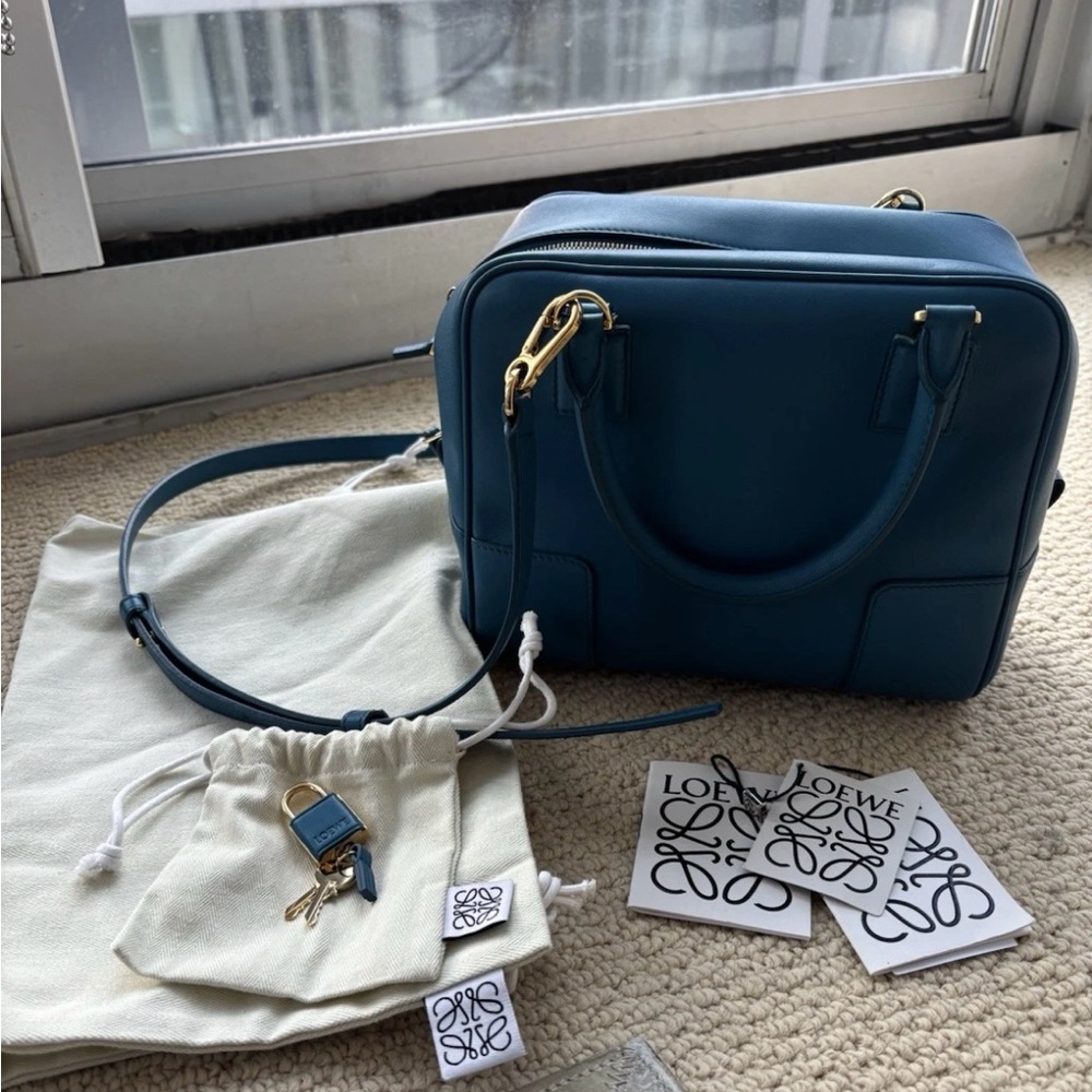 Loewe FW 2021 Amazona 19 in Nappa Calfskin Lagoon Blue NWT